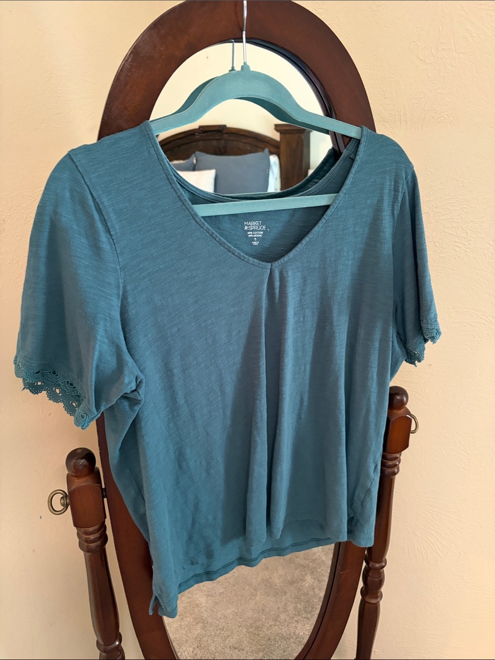 Market & Spruce Teal Blue V-Neck Short Sleeve Top with Lace Trim